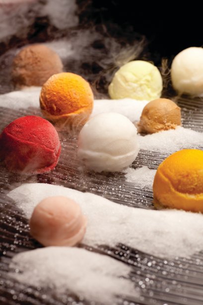 ดับร้อนซัมเมอร์นี้ด้วย “พาเหรดไอศกรีม” ณ โรงแรมอนันตรา สยาม กรุงเทพฯ วันนี้ ถึง 31 กรกฎาคม 2559