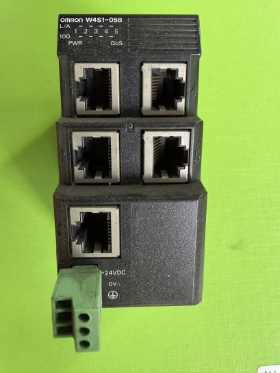 Omron W4S1-05B (5-port Industrial Switching Hub) มือสอง
