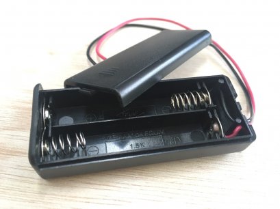 กระบะถ่าน ขนาด AAA 2 ก้อน มีฝาปิด พร้อมขั้วต่อกับ micro bit