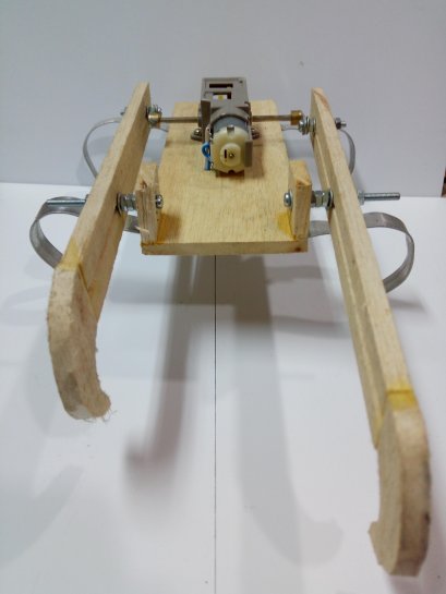 ชุดคิตหุ่นยนต์ปีนบันได(ไม้)