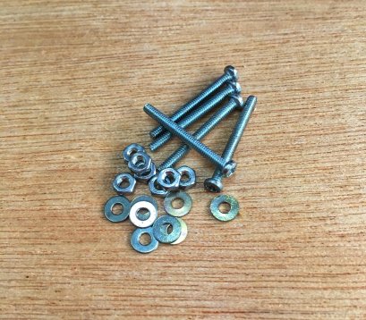 ชุดสกรู JP M2x20mm. (สกรู / แหวนอีแปะ / น็อตหัวมิล อย่างละ 10 ตัว)