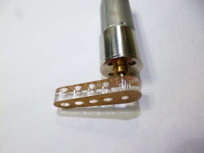 แขนเหวี่ยงอะคริลิก ใช้กับ micro motor หนา 5mm(คู่ละ)