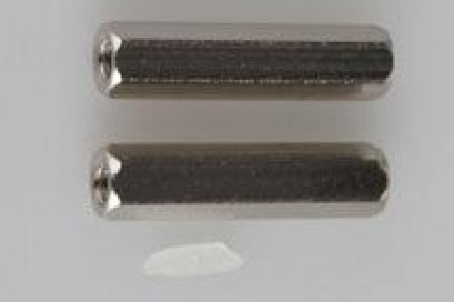 เสารองโลหะแบบหกเหลี่ยม ยาว 15 มม.