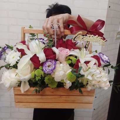 กระเช้าดอกไม้ 24