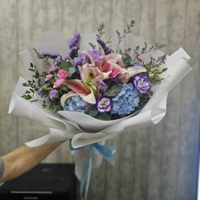 ช่อดอกไม้สีสดใส 09