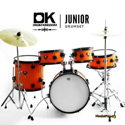 DK กลองชุด Junior พร้อม ไฮแฮท และ ฉาบ DK กลองชุด Junior พร้อม ไฮแฮท และ ฉาบ