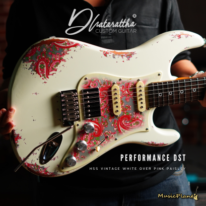 Dhatarattha - Performance DST | White Over Pink Paisley