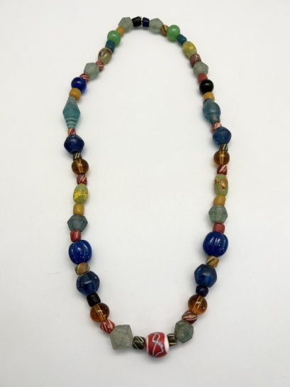 สร้อยลูกปัดโบราณ เมืองไตรตรึงษ์ กำแพงเพชร