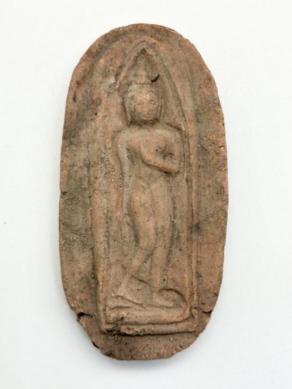 พระพิมพ์ พระพุทธรูปปางลีลา เนื้อดิน