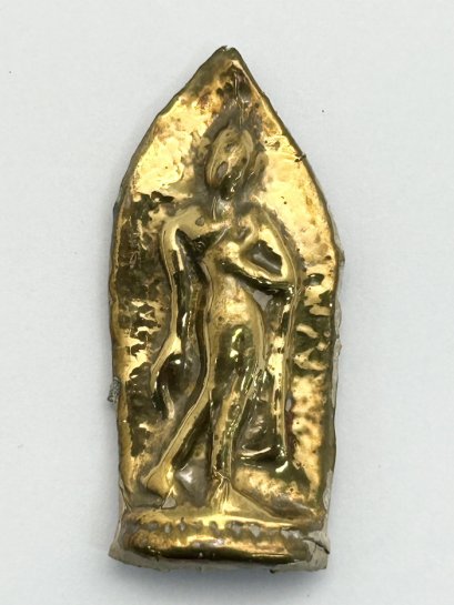 พระปางลีลา เนื้อว่าน หน้าทอง