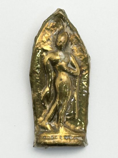 พระปางลีลา เนื้อว่าน หน้าทอง