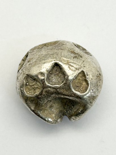 เงินตราโบราณ เนื้อโลหะ