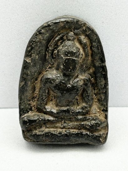 พระซุ้มกอดำ ไม่มีกนก