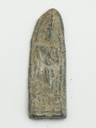 พระกำแพงเขย่ง ทุ่งเศรษฐี เนื้อชิน