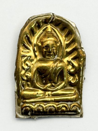 พระซุ้มกอ เนื้อว่าน หน้าทอง