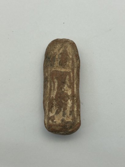 พระกำแพงเขย่งเม็ดขนุน กรุทุ่งเศรษฐี กำแพงเพชร