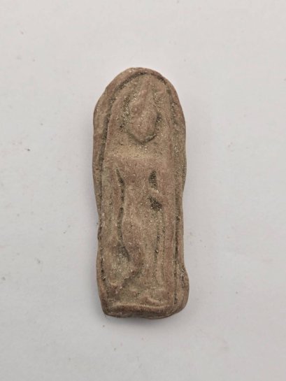 พระกำแพงเขย่งเม็ดขนุน กรุทุ่งเศรษฐี กำแพงเพชร