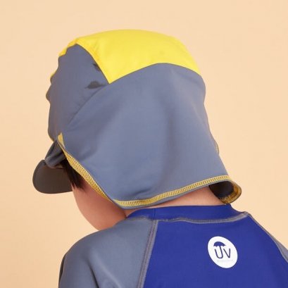 HOLIHI หมวกว่ายน้ำเด็กกันยูวี แบบมีปีก รุ่น Irish