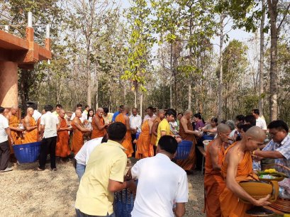  8 กุมภาพันธ์ 2563 เป็นวันมาฆบูชา องค์การบริหารส่วนตำบลสิงห์ ได้จัดกิจกรรมทำบุญตักบาตร ข้าวสาร อาหาร แห้ง พระสงฆ์ ในเขตพื้นที่ตำบลสิงห์ จำนวน 20 รูป ณ องค์พระใหญ่ วัดปากกิเลน