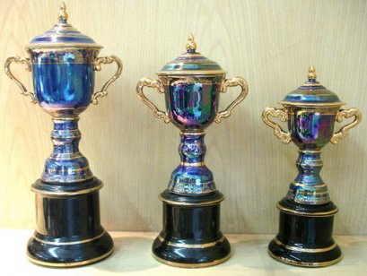 ถ้วยรางวัลเบญจรงค์