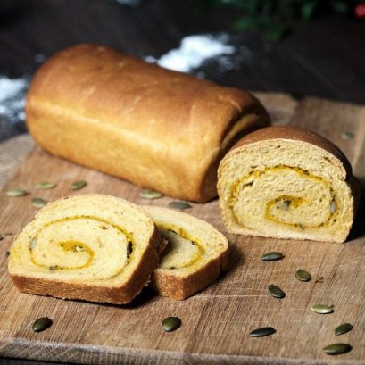 VEGAN JASMINE BROWN RICE PUMPKIN ROLLS