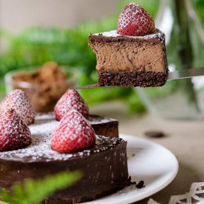 TOFU CHOCOLATE CHEESECAKE 