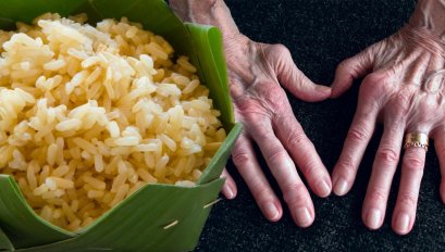 10 อาหารลดการอักเสบ บรรเทาอาการปวดข้อ ของ โรคข้ออักเสบรูมาตอยด์