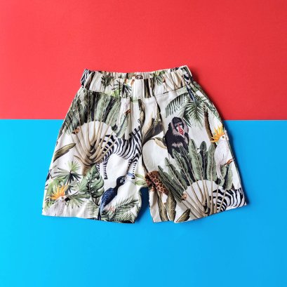 BOYS & GIRLS JUNGLE ELASTIC WAISTBAND SHORTS LIGHT KHAKI  / 100% PRINTED COTTON