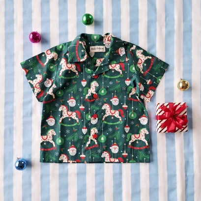 เด็กชาย-หญิง เสื้อเชิ๊ต 100% คอตตอนพิมพ์ลายคริสมาสต์สีเขียว *สินค้าสั่งจองล่วงหน้า ส่งสินค้าออก 9 พฤศจิกายน
