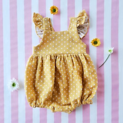 ชุดรอมเปอร์เปิดเป้าเปลี่ยนผ้าออ้อมได้ ยางยืดด้านหลัง 100% คอตตอน เนื้อนิ่ม ทอสองชั้น สีเหลืองมัสตาร์ด