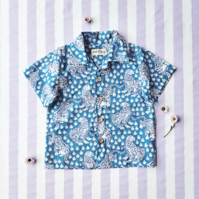 เด็กชาย-หญิง เสื้อเชิ๊ต 100% คอตตอน ผ้าพิมพ์มืออินเดีย ลายเสือเบงกอล สีน้ำเงินอมเขียว