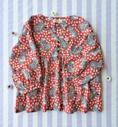 ADULTS WOMEN BLOUSE 100% COTTON INDIAN HAND BLOCK PRINTED BENGAL TIGER / RED *予約注文商品の発送予定日：6月15日～20日 PRE-ORDER ITEMS SHIPMENT 15-20 JUNE