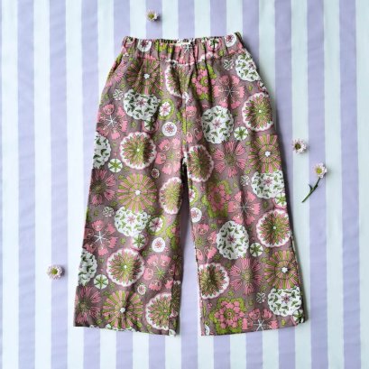 BOYS &amp; GIRLS ELASTIC WAISTBAND SHORTS / 100% COTTON INDIAN HAND PRINTED *予約注文商品の発送予定日：6月30日 PRE-ORDER ITEMS SHIPMENT 30th JUNE