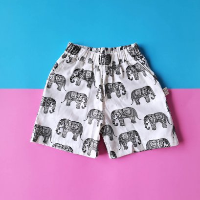 เด็กชาย-หญิง กางเกงเอวยางยืด มีกระเป๋าล้วงข้าง 100% คอตตอนสีขาวพิมพ์ลายช้างสีดำ