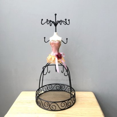 หุ่นแขวนเครื่องประดับ สุ่ม/ถาดโลหะ (ชุดชมพู ลูกไม้ส้ม)