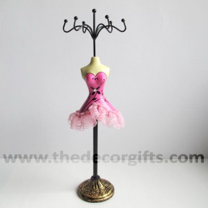 หุ่นแขวนเครื่องประดับ สไตล์วินเทจ