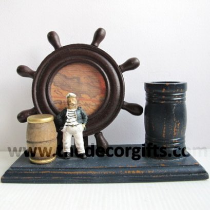 กรอบรูปไม้พวงมาลัยเรือ ที่เสียบปากกา (โทนสีเข้ม) แนวทะเล