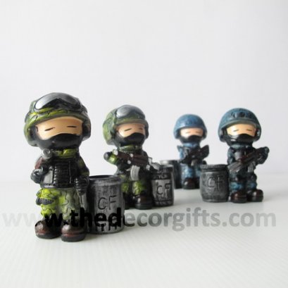 ที่ใส่ไม้จิ้มฟัน (เรซิ่น) ลายทหาร (4 ตัว/4 แบบ)