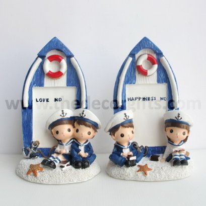 กระปุกออมสินเรซิ่น เรือคู่รักกะลาสี แนวทะเล (2 ชิ้น)