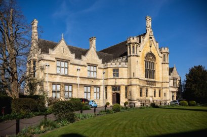 ซัมเมอร์อังกฤษ มีนาคม 2026 Summer UK 2026