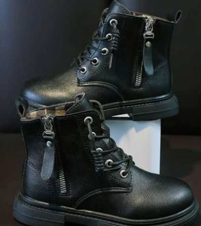 รองเท้าบู้ทคอมแบต