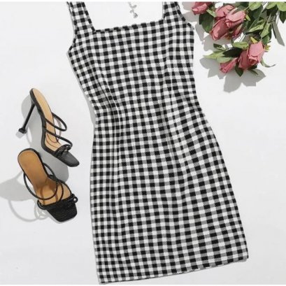 เดรส คอเหลี่ยม ลายตารางหมากรุก คู่