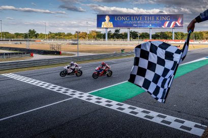 เอเชีย โร้ด สนามประเทศไทย เกมลุ้นแชมป์พลิก! ยื้อชิงดำถึงเรซ 2 แสตมป์-อภิวัฒน์ บู๊เข้าวินจ่อครองบัลลังก์ ซูเปอร์สปอร์ต