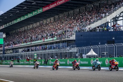 ตระกูล มาร์เกซ" ห้ำหั่น!!! ดวลเดือดเกมสปรินต์เรซสุดมันส์ ใน "พีที กรังด์ปรีซ์ ออฟ ไทยแลนด์" ก่อน "มาร์ค" นำม้วนเดียวจบ ก้อง-สมเกียรติ ประเดิมเรซแรกน่าพอใจ