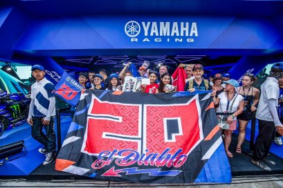 ยามาฮ่าจัดกระทบไหล่ 4 นักแข่งระดับโลกสุดเอ็กซ์คลูซีฟ กรี๊ดกันสนั่นที่ ยามาฮ่าจีพี พาวิลเลียน