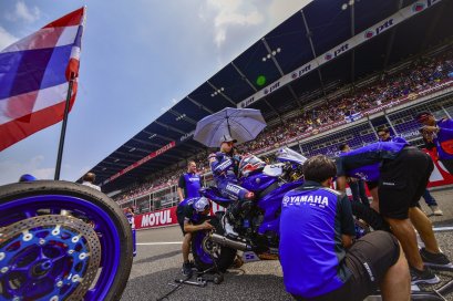 R6 โพเดี้ยม!! โฟลท – รัฐพงษ์ ควงทีมเมทรุ่นพี่ ตั้น – เดชา เก็บแต้มศึกชิงแชมป์โลกสำเร็จ 