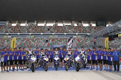 นักบิด ยามาฮ่า ไทยแลนด์ เรซซิ่งทีม ฟอร์มสุดเจ๋ง คว้าชัย ผงาดยืนโพเดี้ยม ศึกเอเชีย สนาม 5