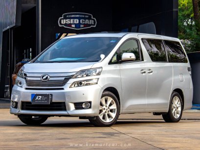 TOYOTA VELLFIRE 2.4V A/T ปี2012