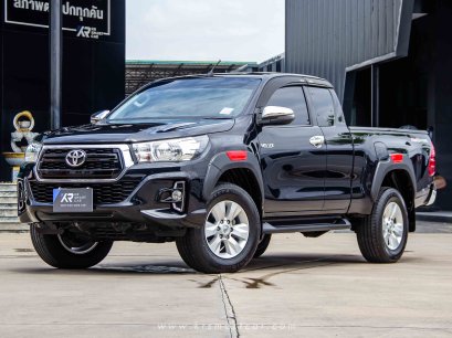 Toyota Revo Cab PRE 2.4E AT สีดำ ปี 2018