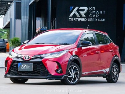 Toyota Yaris 1.2 Sport AT สีแดง ปี2020 จด 2021